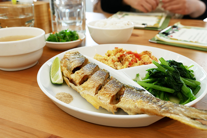 一起小食館